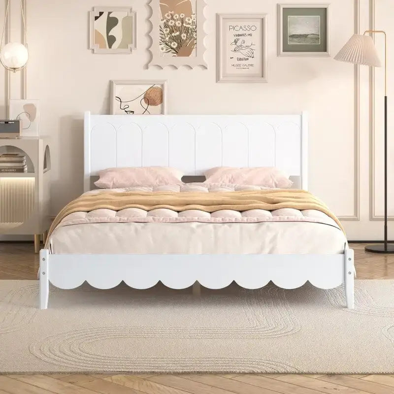 Queen Size Wood Platform Bed with Rectangular Headboard