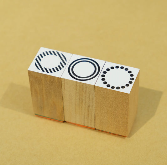 Tampon à cadre circulaire