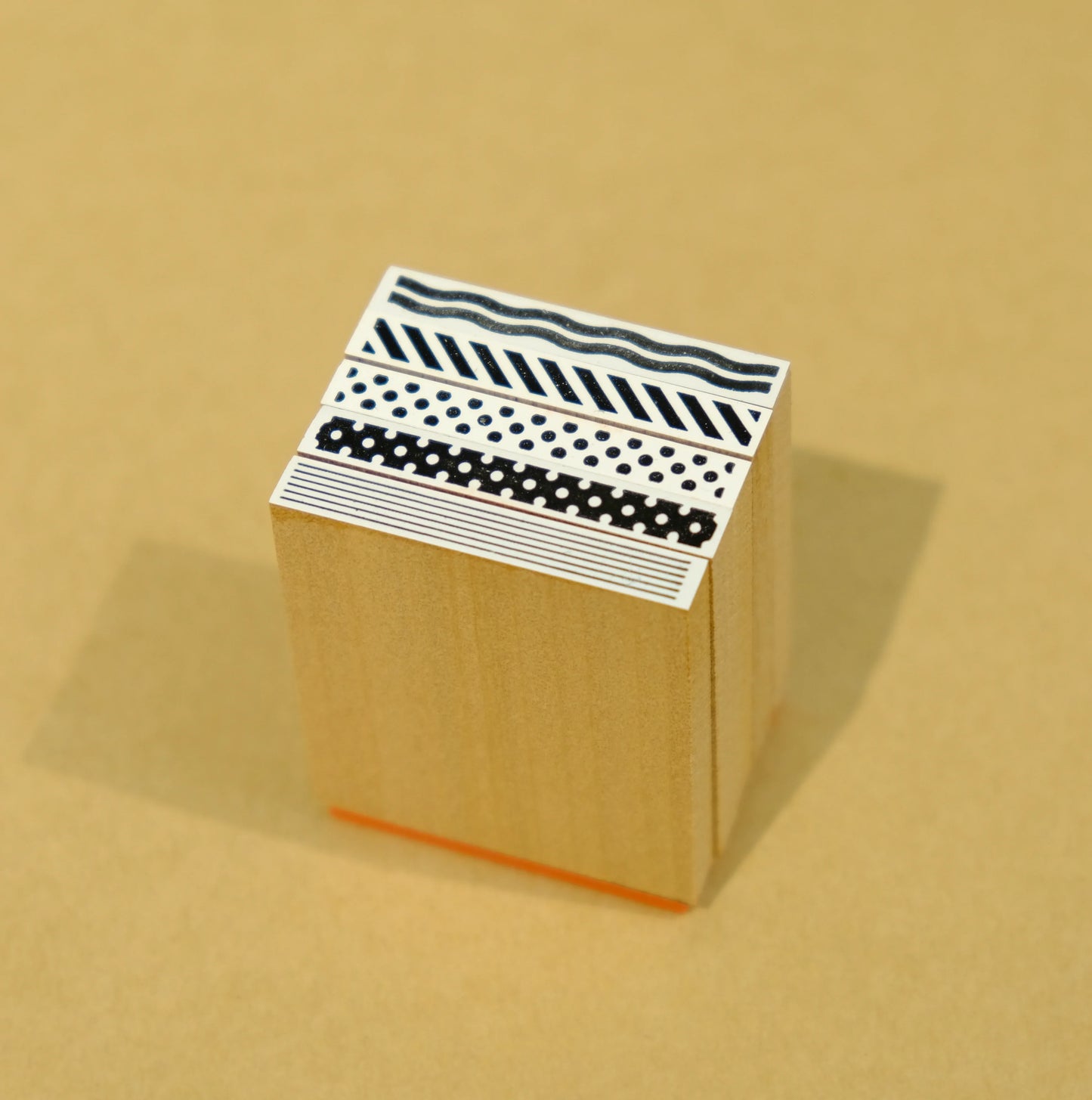 Tampons à ruban étroit