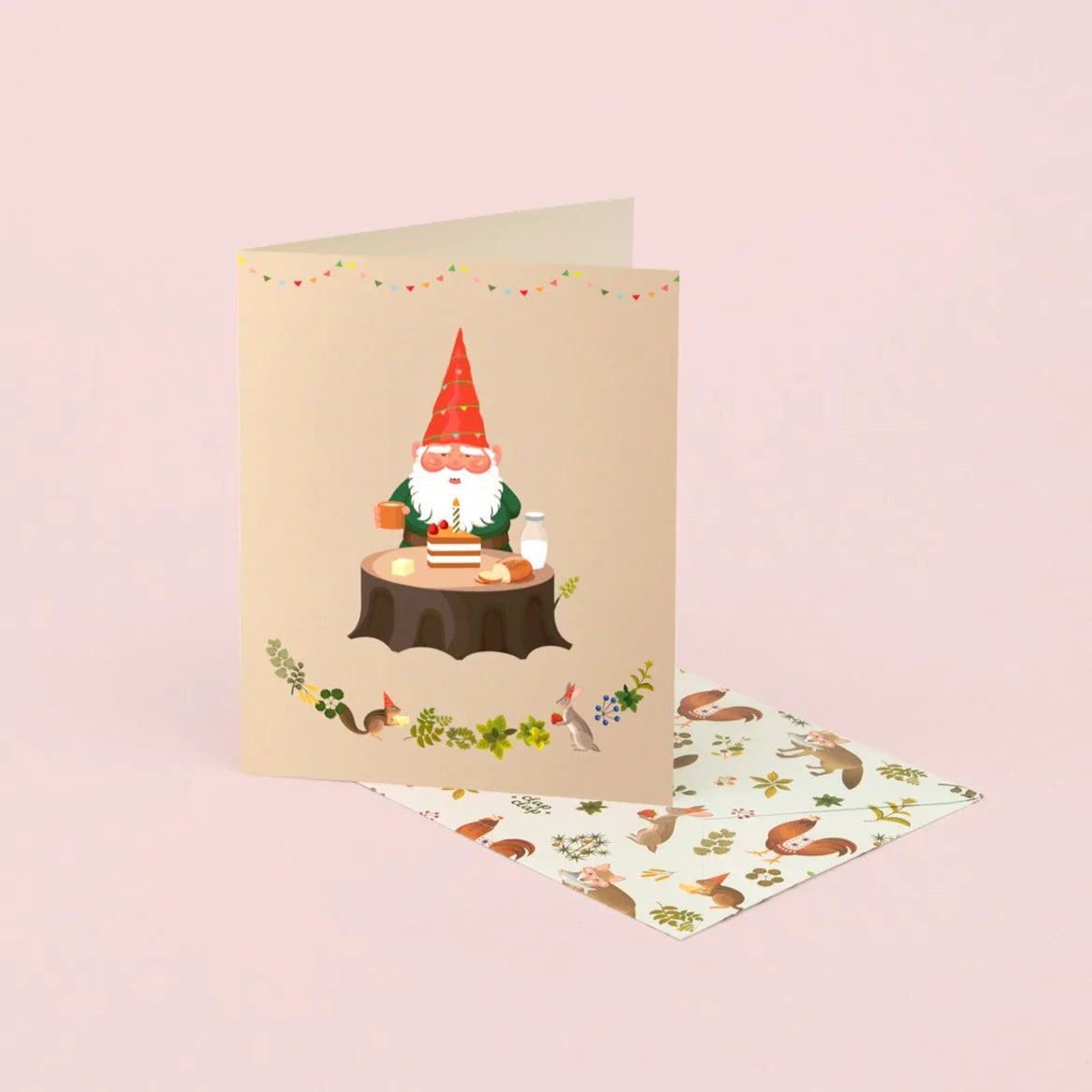 Carte d'anniversaire de gnome 