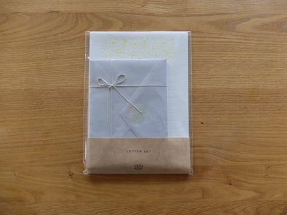 Ensemble de lettres fleuries