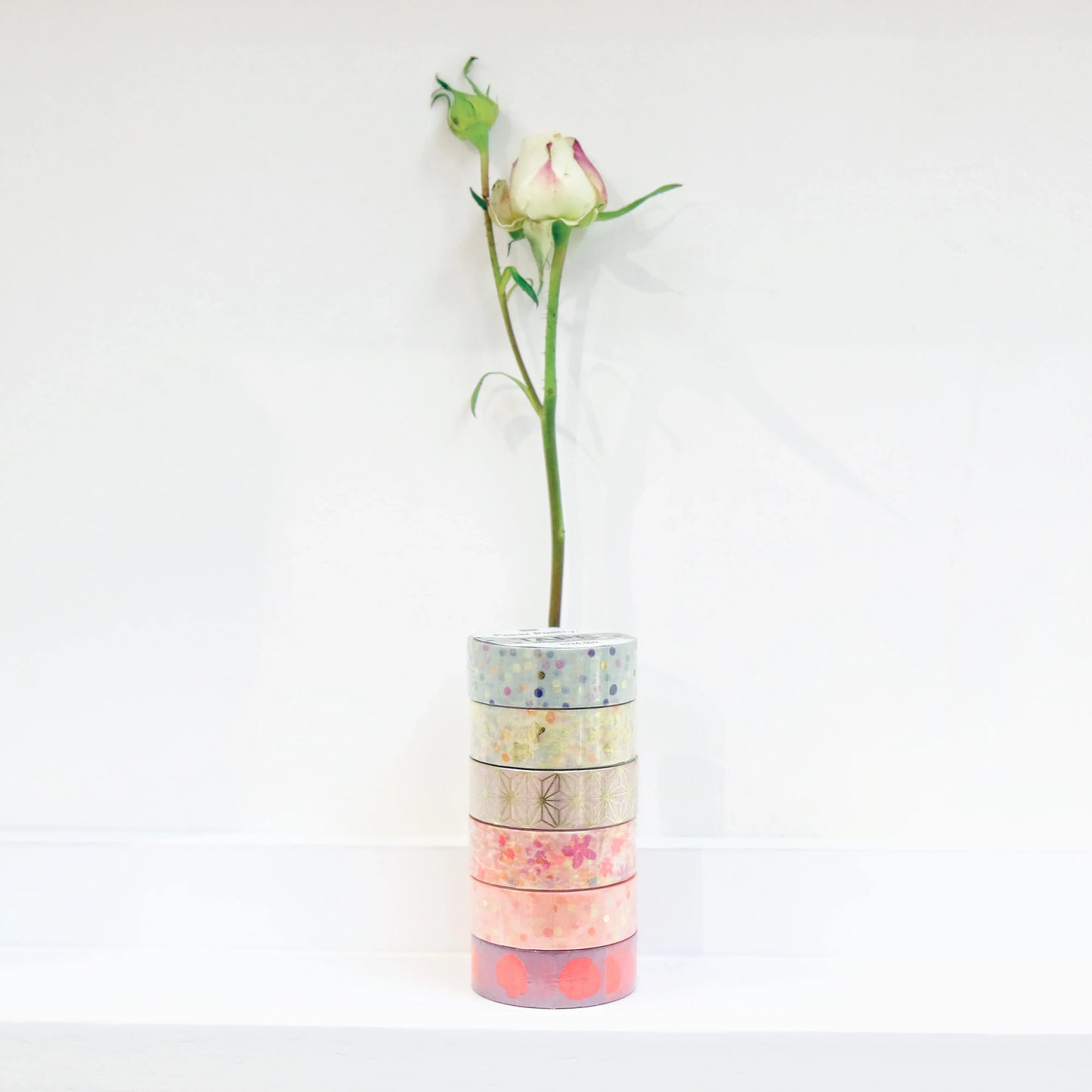 Poésie en papier, pois roses, ruban adhésif décoratif (washi tape)