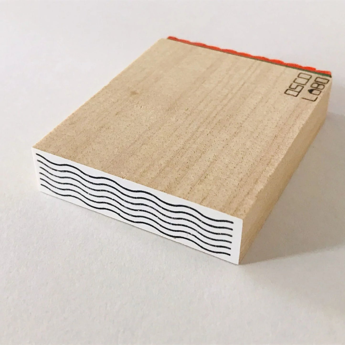 Tampons à ruban large